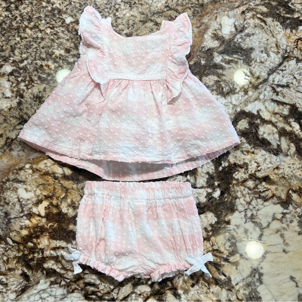 Joie Checkered Outfit